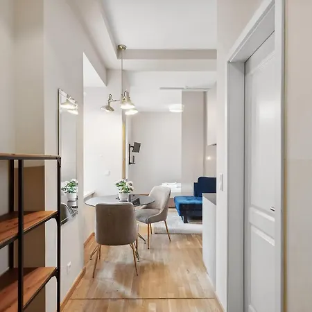 Arbio I Design Near Deutsche Oper Берлин